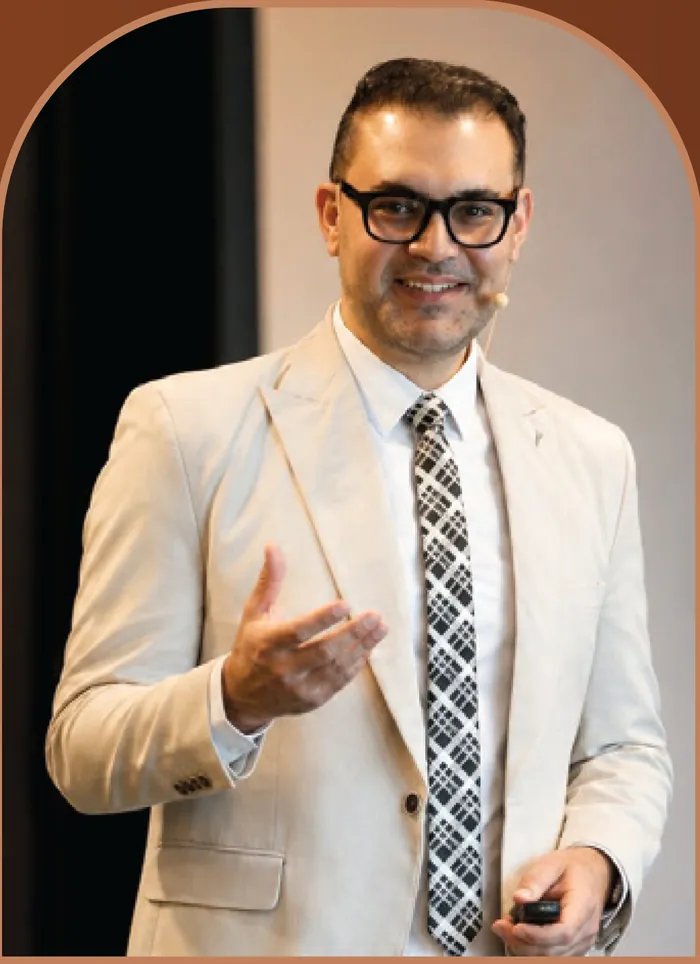 حسام أنور